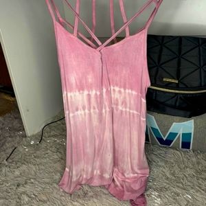 American Eagle top.